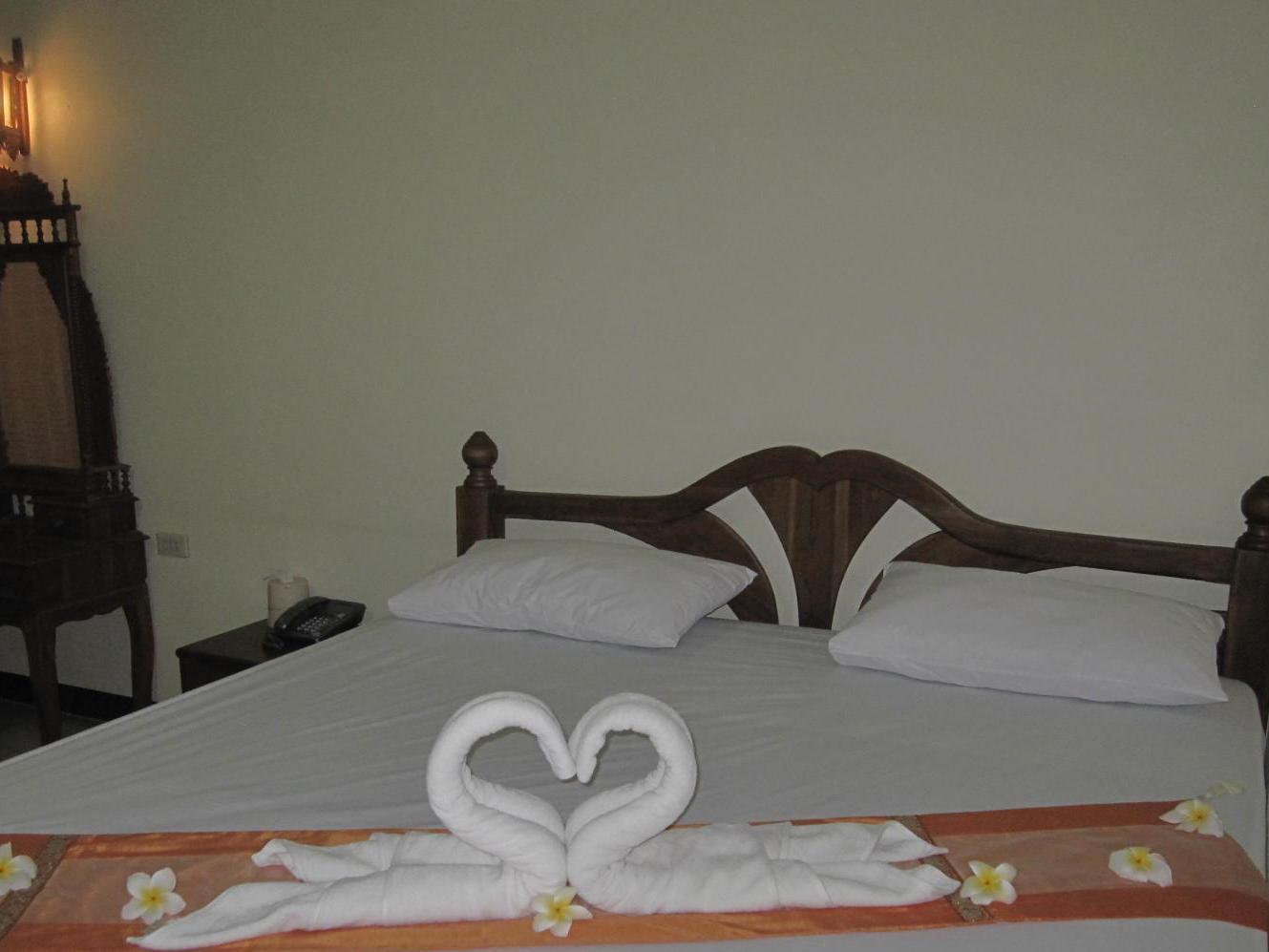 Veerasuda Condotel Ratchaburi Exterior foto