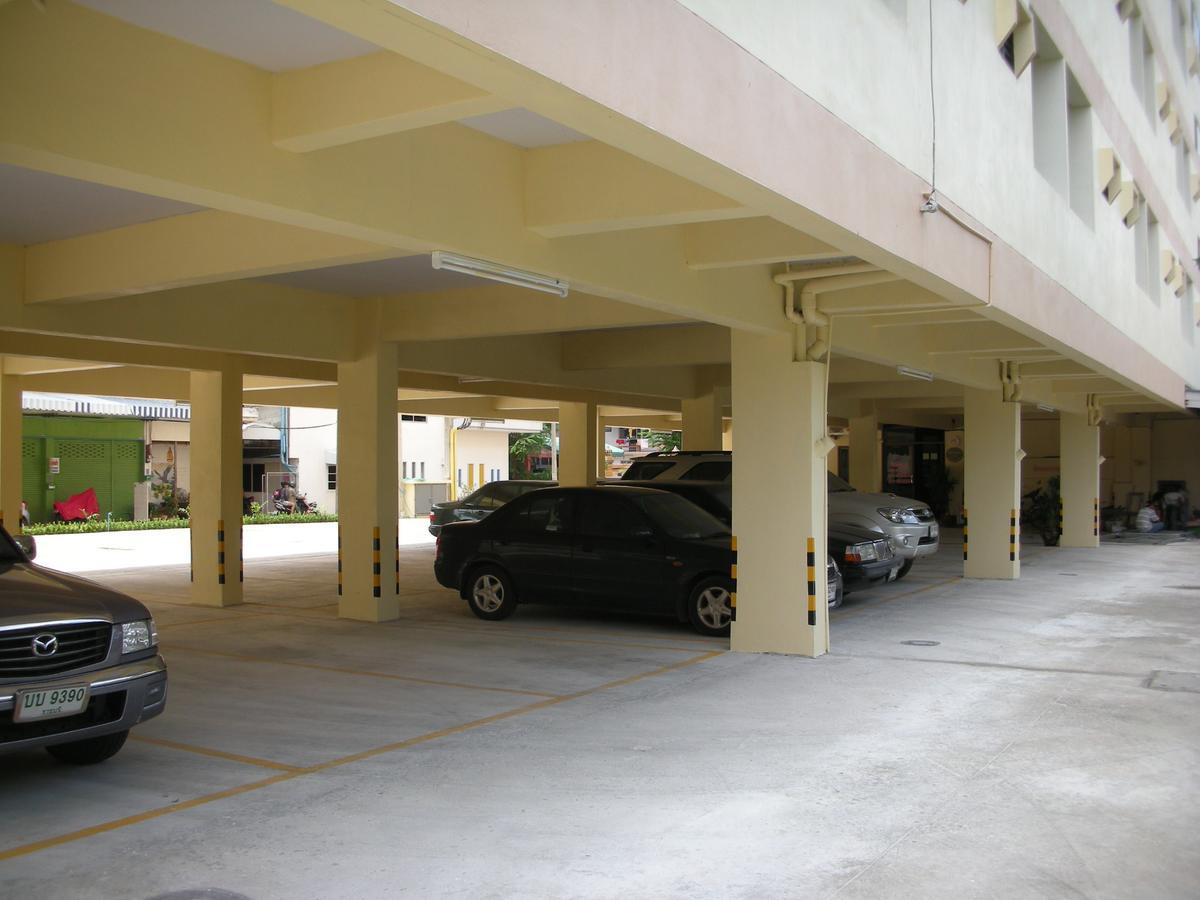 Veerasuda Condotel Ratchaburi Exterior foto